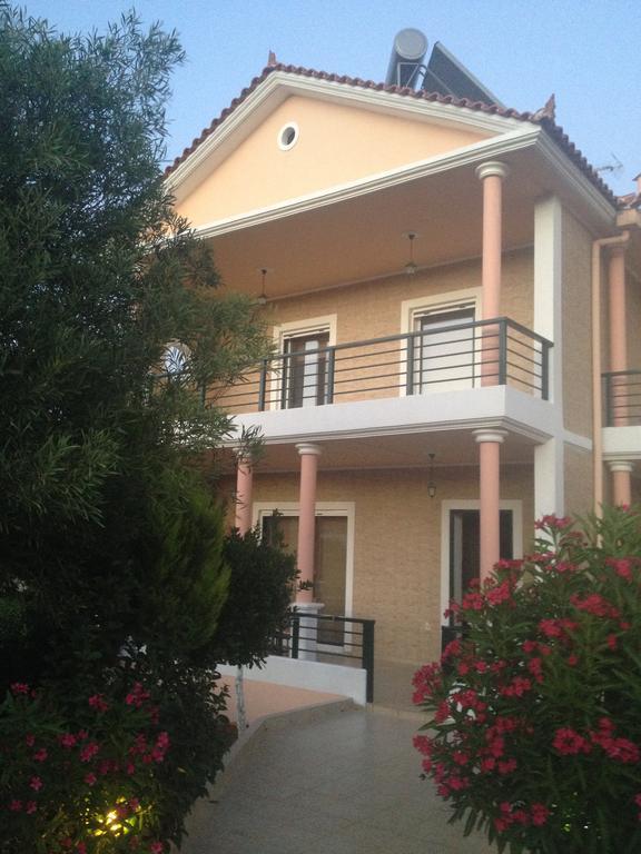 Niso Villas Gyri Exterior photo