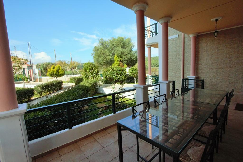 Niso Villas Gyri Exterior photo