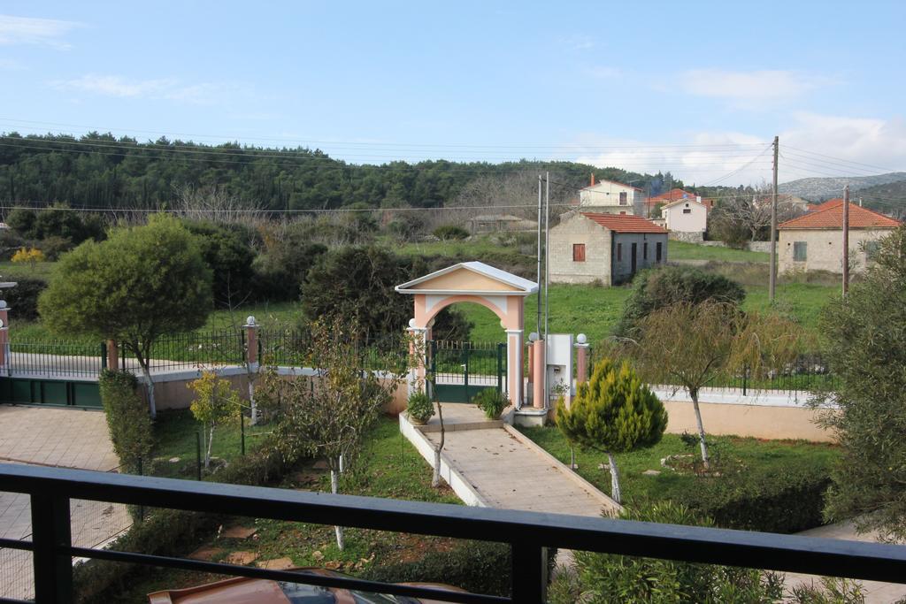 Niso Villas Gyri Exterior photo